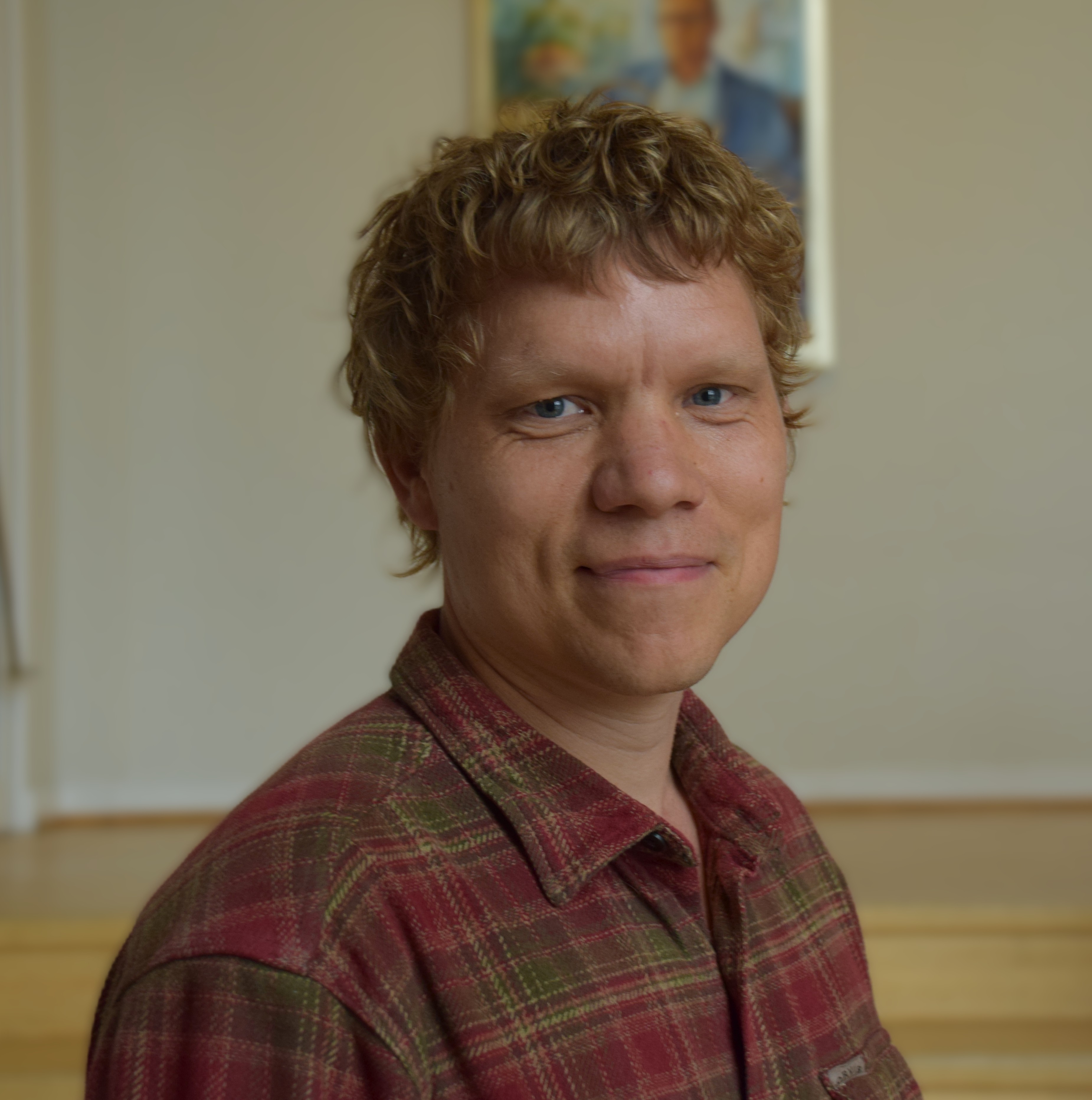 Theis Ellegaard Jakobsen